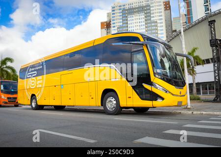 Marcopolo Paradiso G8 1200 Volkswagen 18,320 SH Euro 6 2024 autobus moderno in mostra alla fiera Bus Brasil Fest 2024, tenutasi nella città di Barueri, Brasile Foto Stock