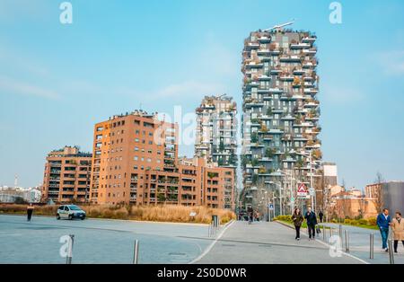 Piazza Gae Aulenti vicino a porta Garibaldi a Milano Foto Stock