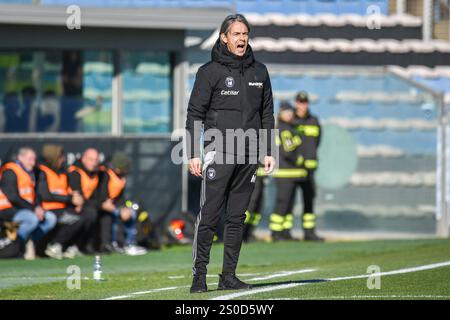 Pisa, Italia. 26 dicembre 2024. Capo allenatore Filippo Inzaghi (Pisa) durante AC Pisa vs USS Sassuolo, partita italiana di calcio di serie B a Pisa, Italia, dicembre 26 2024 crediti: Agenzia fotografica indipendente/Alamy Live News Foto Stock