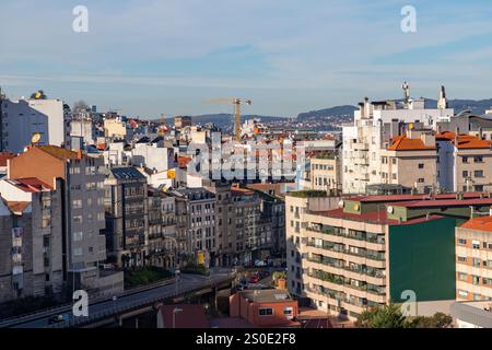 Vigo. Vista della città di Vigo dalla Spagna. Vista sulla costa atlantica. Oceano Atlantico. Foto di sfondo. Immagine digitale. Vista panoramica con drone. Foto Stock