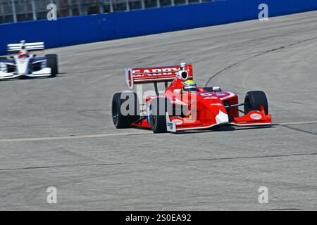 Milwaukee Wisconsin, USA - 15 agosto 2014: Sessione di allenamento Indy Lights Series venerdì. 5 Gabby Chaves - Colombia, Belardi Auto Racing Foto Stock