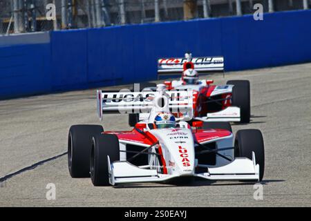 Milwaukee Wisconsin, USA - 15 agosto 2014: Sessione di allenamento Indy Lights Series venerdì. 7 Luiz Razia - Brasile, Schmidt Peterson Motorsports Foto Stock