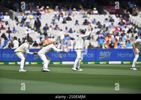 MELBOURNE, AUSTRALIA. 28 dicembre 2024. Alex Carey of Australia, Day 3 Fourth test, Australia vs India test Cricket al Melbourne Cricket Ground, Melbourne, Australia il 28 dicembre 2024. Crediti: Karl Phillipson/Alamy Live News Foto Stock