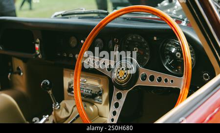 Interni Jaguar e-Type al London Concours 2024 Foto Stock