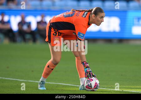 Paddington, Australia. 28 dicembre 2024. Tahlia Tamika Franco del Sydney FC visto in azione durante il round 8 della stagione 2024-25 della Ninja A-League tra Sydney FC e Melbourne Victory FC tenutosi all'Allianz Stadium. Punteggio finale Melbourne Victory 1:0 Sydney FC. (Foto di Luis Veniegra/SOPA Images/Sipa USA) credito: SIPA USA/Alamy Live News Foto Stock