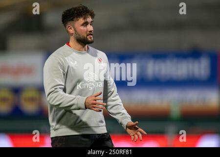 Galway, Irlanda. 29 dicembre 2024. Ben Carson dell'Ulster durante la gara del 9° turno del Campionato di rugby United tra Connacht Rugby e Ulster Rugby al Dexcom Stadium di Galway, Irlanda, il 28 dicembre 2024 (foto di Andrew SURMA/ Credit: SIPA USA/Alamy Live News Foto Stock