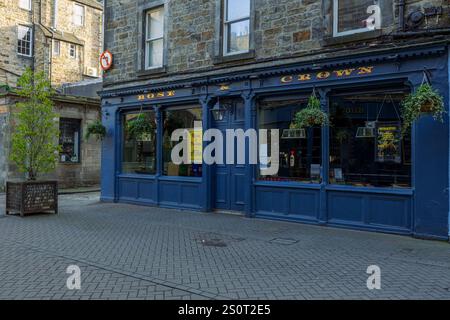Il pub è chiuso il giorno di Natale e riapre il giorno di Santo Stefano, Edimburgo, Scozia, Regno Unito Foto Stock