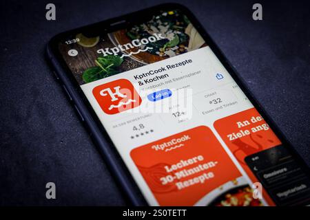 Apple App Store auf einem iPhone. Favoriten der Woche. KptnCook Rezepte & Kochen // 29.12.2024 Foto Stock