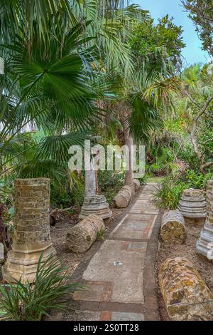 Percorso presso la chiesa incompiuta St. George's Parish Bermuda Foto Stock