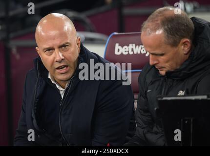 Londra, Regno Unito. 29 dicembre 2024. West Ham vs Liverpool - Premier League - London Stadium. Liverpool Manager Arne slot. Crediti immagine: Mark Pain / Alamy Live News Foto Stock