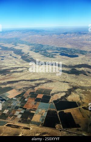 Vista aerea della Valle del Giordano / Rift Valley nella regione di Karameh in Giordania. Foto Stock