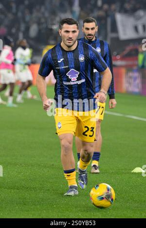 Roma, Italia. 28 dicembre 2024. Sead Kolasinac dell'Atalanta durante la partita di calcio di serie A Enilive tra SS Lazio e Atalanta allo stadio Olimpico di Roma, Italia - sabato 28 dicembre 2024. Sport - calcio. (Foto di Fabrizio Corradetti/LaPresse) credito: LaPresse/Alamy Live News Foto Stock