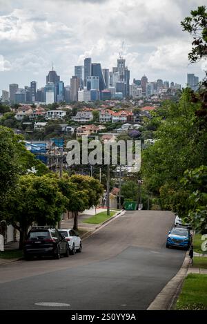 Vista dello skyline degli affari di North Sydney da Mosman, Sydney, NSW, Australia Foto Stock
