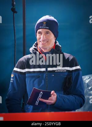 Oberstdorf, Germania. 28 dicembre 2024. Martin Schmitt esperto di Eurosport TV al 73. Four Hills Tournament Ski Jumping il 28 dicembre 2024 alla Schattenbergschanze ORLEN Arena di Oberstdorf, Baviera, Germania, fotografo: ddp Images/STAR-Images credito: ddp media GmbH/Alamy Live News Foto Stock