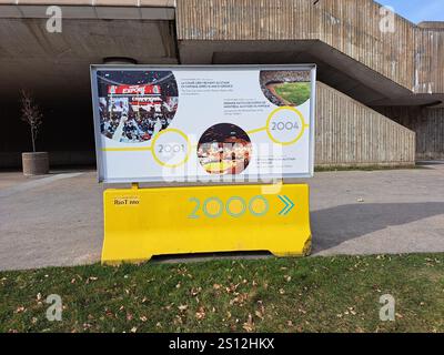 2001 - 2004 Storia dello Stadio Olimpico a Montreal, Quebec, Canada Foto Stock