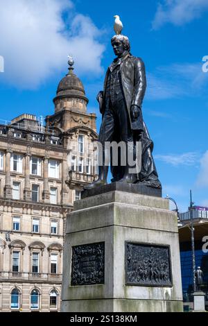 Statua di Robert Burns in George Square a Glasgow, Scozia Foto Stock