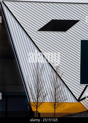 Dettaglio degli Aviva Studios (sede della Factory International) nella città di Manchester Foto Stock