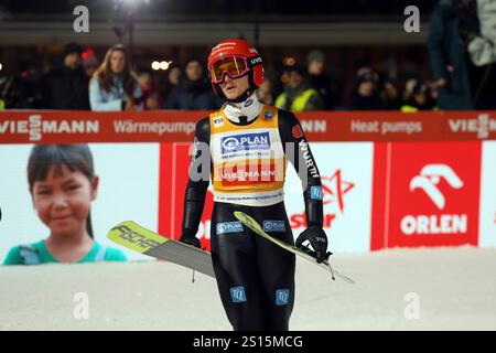 Garmisch Partenkirchen, Germania. 31 dicembre 2024. Katharina Schmid (SC Oberstdorf) beim FIS Weltcup Skispringen Women Garmisch-Partenkirchen 2024 crediti: dpa/Alamy Live News Foto Stock