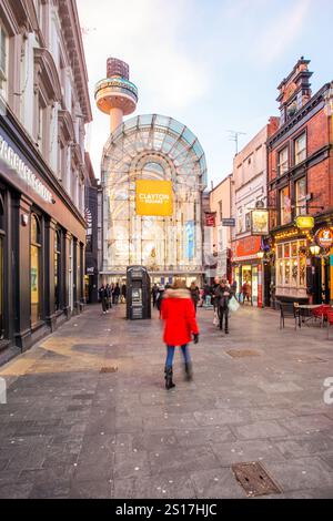 St Johns Beacon (nota anche come radio City Tower) nel cuore dell'area centrale dello shopping della città Merseyside di Liverpool. Foto Stock