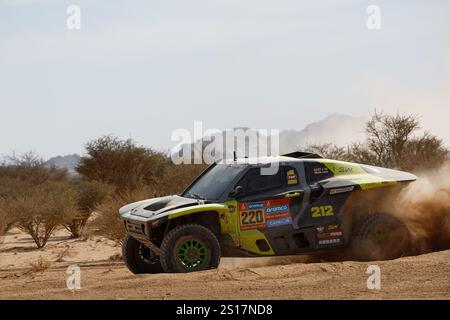 220 HAN Wei (chn), ma li (chn), linea rossa, Hanwei Motorsport Team, Ultimate, azione durante il test privato della Dakar 2025 dal 31 dicembre 2024 al 2 gennaio 2025 a Bisha, Arabia Saudita Foto Stock