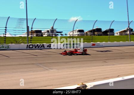 Newton, Iowa USA - 17 luglio 2015: Verizon IndyCar Series Iowa Corn Indy 300. 15 Graham Rahal New Albany, Ohio Rahal Letterman Lanigan Racing Honda. Acceso Foto Stock