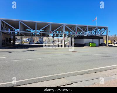 Canada Border Services Agency sul confine USA con il Maine a St. Stephen, New Brunswick, Canada Foto Stock