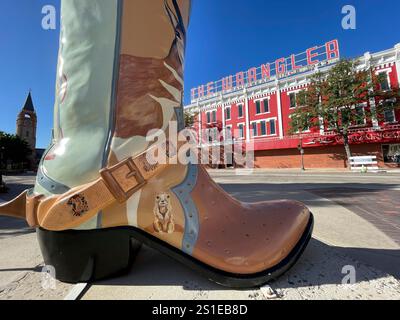Stivale da cowboy nel centro storico di Cheyenne, Wyoming, Stati Uniti Foto Stock