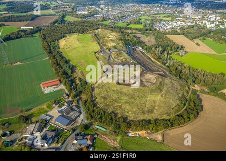 Foto aerea, discarica di rifiuti Eyller-Berg, Gestfeld, Kamp-Lintfort, regione della Ruhr, Renania settentrionale-Vestfalia, Germania Foto Stock