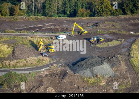 Vista aerea, lavori di costruzione presso il sito di smaltimento dei rifiuti delle discariche di Eyller-Berg, lavori di costruzione, Gestfeld, Kamp-Lintfort, regione della Ruhr, Renania settentrionale-Wes Foto Stock