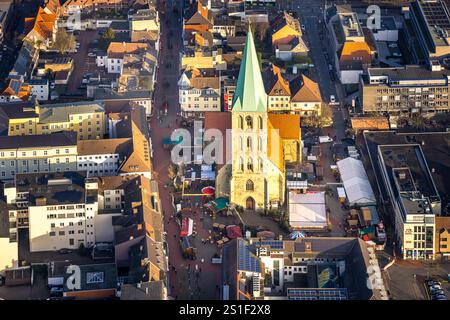 Vista aerea, chiesa di San Paolo nel centro della città con mercatino di Natale, Mitte, Hamm, zona della Ruhr, Renania settentrionale-Vestfalia, Germania Foto Stock