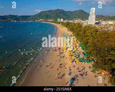Vista aerea di Patong Beach, Phuket, Thailandia Foto Stock