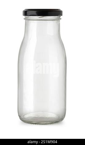 Chiudere il vaso di vetro vuoto per cibo e cibo in scatola su bianco Foto Stock