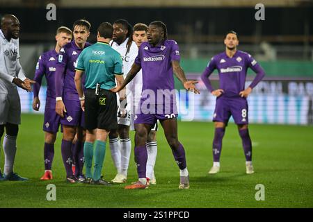 Stadio Artemio Franchi, Firenze, Italia. 4 gennaio 2025. Calcio di serie A italiano; Fiorentina contro Napoli; Moise Kean dell'AC Fiorentina credito: Action Plus Sports/Alamy Live News Foto Stock