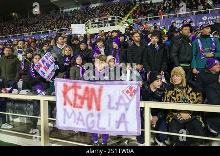 Firenze, Toscana, ITALIA. 4 gennaio 2025. Durante la partita di calcio del 04/01/2025, valida per il campionato italiano di serie A - 2024/25 a Firenze allo Stadio Artemio Franchi tra AC Fiorentina e SSC Napoli. Nella foto: Sostenitori fiorentina (Credit Image: © Fabio Sasso/ZUMA Press Wire) SOLO USO EDITORIALE! Non per USO commerciale! Foto Stock