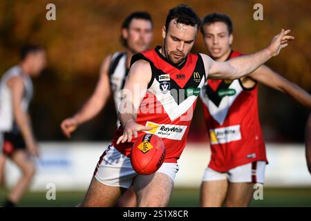 EUROA, AUSTRALIA 11 maggio 2024. Australian Rules Football, Goulburn Valley Football League turno 6 Euroa Magpies vs Benalla Saints in Euroa nel conteggio Foto Stock