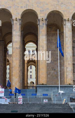 Tbilisi. Georgia - 06 settembre 2019: Il Parlamento della Georgia Building in Rustaveli Avenue. Il luogo d'incontro del Parlamento della Georgia Foto Stock