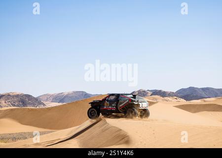 Bisha, Arabie Saoudite. 5 gennaio 2025. 219 LOEB Sébastien (fra), LURQUIN Fabian (bel), Dacia, Dacia Sandriders, FIA W2RC, Ultimate, azione durante la fase 2 della Dakar 2025 dal 5 al 6 gennaio 2025 a Bisha, Arabia Saudita - foto Frédéric le Floc'h/DPPI Credit: DPPI Media/Alamy Live News Foto Stock