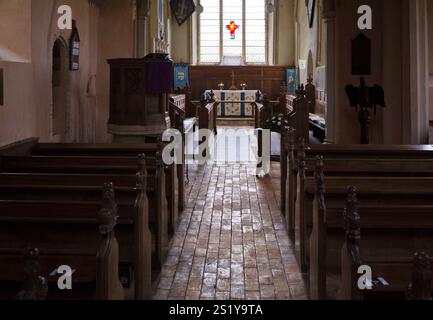 Interno della chiesa di San Nicola a Bracon Ash, Norfolk Foto Stock