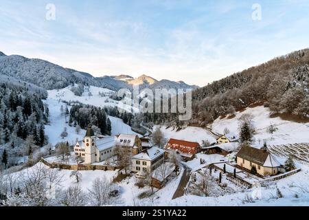 Monastero di Beinwil, Svizzera, Beinwil, Oberbeinwil, Soletta, Schwarzbubenland, Passwang, Ortodossa, Inverno, neve Foto Stock