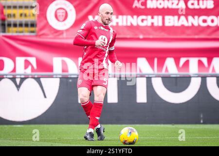 Luca CALDIROLA dell'AC Monza durante la partita di campionato italiano di serie A tra AC Monza e Cagliari calcio il 5 gennaio 2025 allo stadio U-Power di Monza Foto Stock