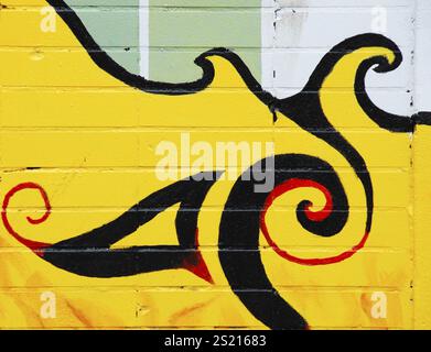 Dettagli graffiti nei colori giallo e nero Foto Stock