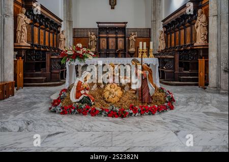 La Cattedrale di San Clemente è il principale luogo di culto della città di Teano, in Campania. Foto Stock