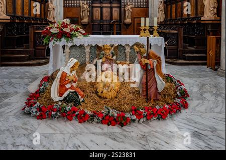 La Cattedrale di San Clemente è il principale luogo di culto della città di Teano, in Campania. Foto Stock