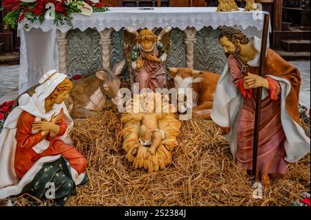 La Cattedrale di San Clemente è il principale luogo di culto della città di Teano, in Campania. Foto Stock