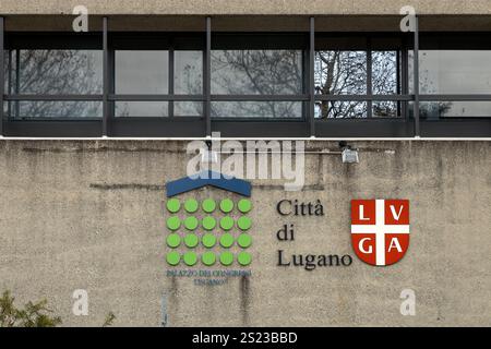 Lugano, Svizzera - 23 dicembre 2024: Palazzo dei Congressi Lugano (Palazzo dei Congressi) Foto Stock