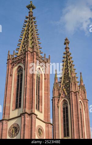Rheingauer Dom, katholische Pfarrkirche Heilig Kreuz, Bischof-Blum-Platz, Geisenheim, Assia, Germania *** Cattedrale di Rheingau, Chiesa parrocchiale cattolica di Heilig Kreuz, Bischof Blum Platz, Geisenheim, Assia, Germania Foto Stock