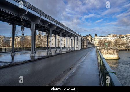 Pont de Bir Hakeim a Parigi Foto Stock