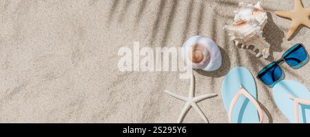 Spiaggia estiva concnepts Flat dispone di sfondi copyspace. rendering 3d. Foto Stock