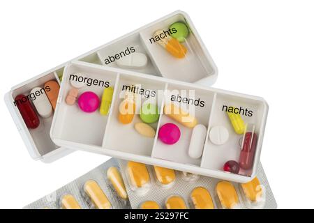 Dispenser per tablet, foto simbolica per terapia, prescrizione e dosaggio Austria Foto Stock