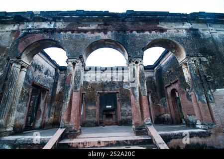 La casa del dottor Fayrer nello storico complesso di residenze a Lucknow, India. Foto Stock